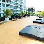 The Cliff Sea & Pool Views Studio Apartment Pratumnak Pattaya