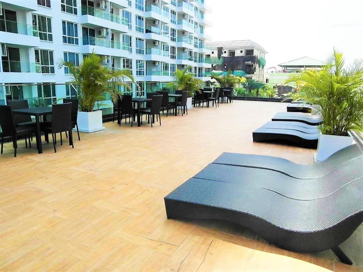 The Cliff Sea & Pool Views Pratumnak Apartment Pattaya